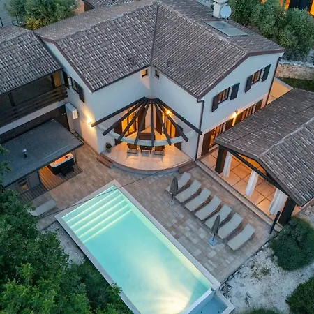 Dali By Interhome *